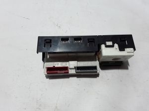 RENAULT Laguna II (2001–2007) Bildschirm 8200002604 - 4