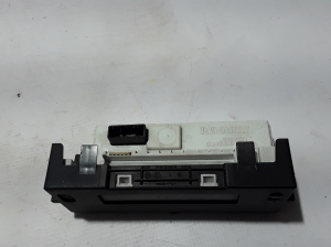 RENAULT Laguna II (2001–2007) Screen 8200290542 - 2