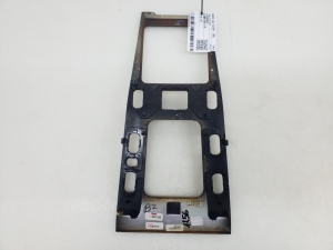 Mercedes Benz ML-Class 163 (1998–2005) Garniture de levier de vitesses A1636805839 - 2