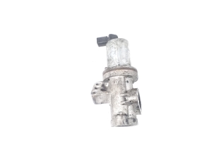  EGR valve 