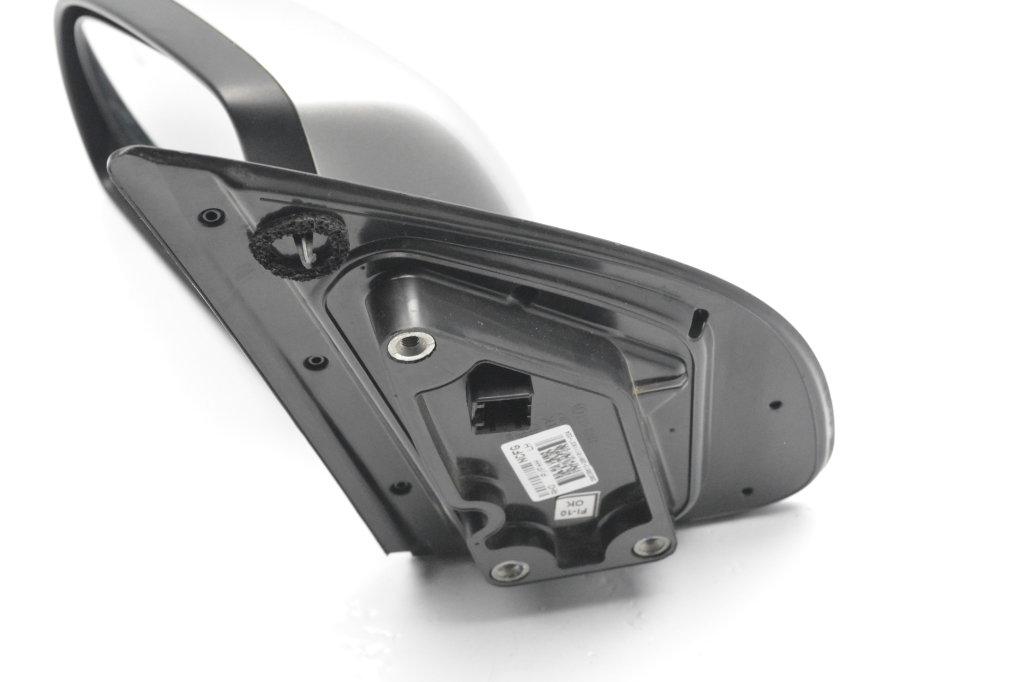 Used Hyundai i20 Side mirror and its details E4022889