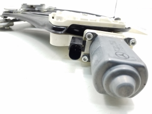 Mercedes Benz SLK-Class 171 (2004–2011) Rear fork windscreen lifter and its components - 2