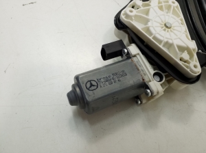 Mercedes Benz SLK-Class 171 (2004–2011) Rear fork windscreen lifter and its components - 3