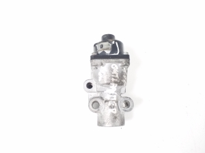  EGR valve 