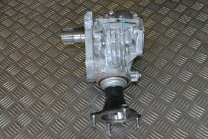 Mazda 3 IV (2019–2026) Verteilergetriebe und seine Teile A0717814