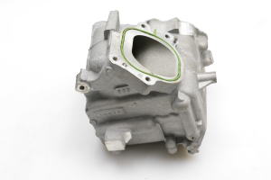 Mazda 3 IV (2019–2026) Vahejahuti radiaator HF0113565B - 4