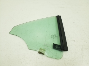   Rear quarter glass  - A1716700400 
