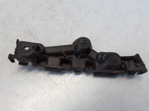 Dacia Logan II (2012–2026) Front bumper bracket 631433758R - 2