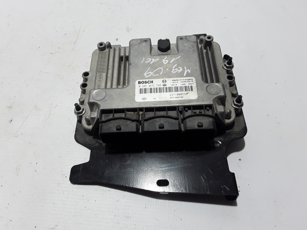 RENAULT Megane 3 generation (2008-2020) Engine Control Unit ECU 237100055R 22399378