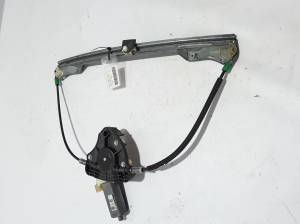 RENAULT Thalia II (2008–2012) Priekšējo durvju logu pacēlājs 8200169093 - 4