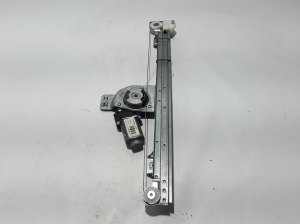 Rear side door window regulator - 8200497769