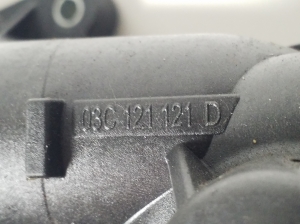 AUDI A1 8X (2010–2018) Termostata korpuss 03C121118D - 4