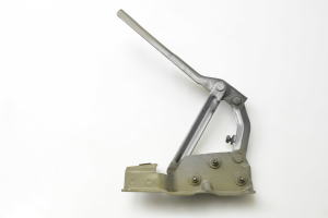 Opel Astra J (2009–2017) Hood hinge 13270787 - 3
