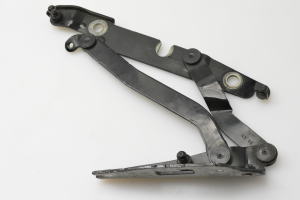 Kofferraumdeckelscharnier - 8E527302C