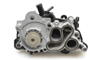 AUDI A4 B9 (2015–2026) Kühlwasserpumpe Wasserpumpe 04E121042L - 2