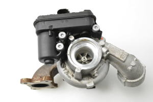 AUDI A4 B9 (2015–2026) Turbocompresseur 04E145722H - 5