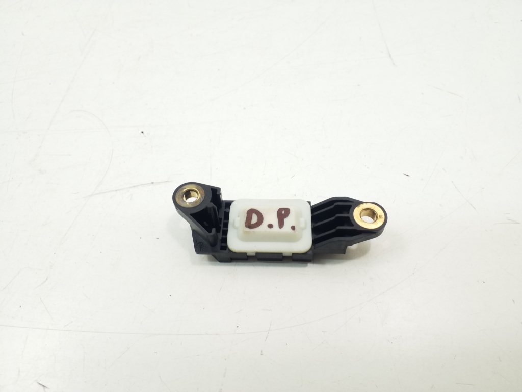 Mercedes Benz SLK-Class 171 (2004–2011) Airbag sensor A0018209126 Mercedes Benz SLK-Class 171 (2004–2011) Airbag sensor A0018209126