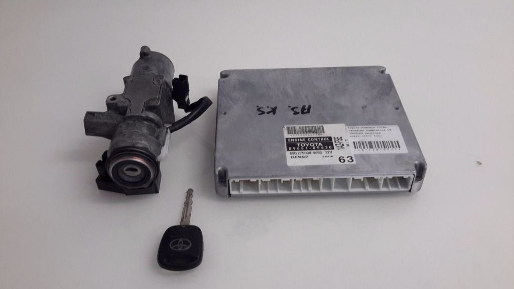 TOYOTA Avensis 2 generation (2002-2009) Комплект зажигания 8966105630 20976300