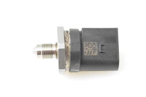  High pressure fuel line sensor 