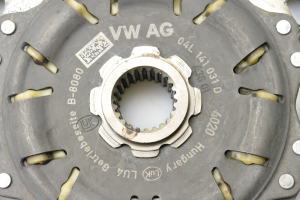 Volkswagen Passat B8 (2014–2023) Sajūga disks 04l141031d - 2