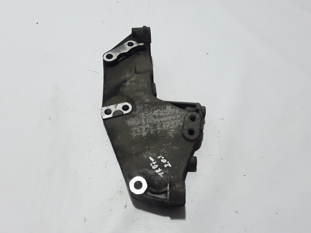 RENAULT Trafic 2 generation (2001-2015) Engine Bracket Right Side 8200741758 22399683