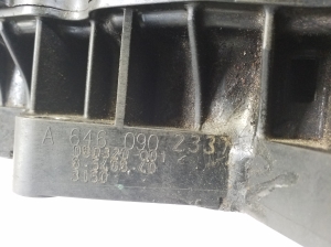 Mercedes Benz E-Class W211 (2002–2009) Intake manifold A6460902337 - 4