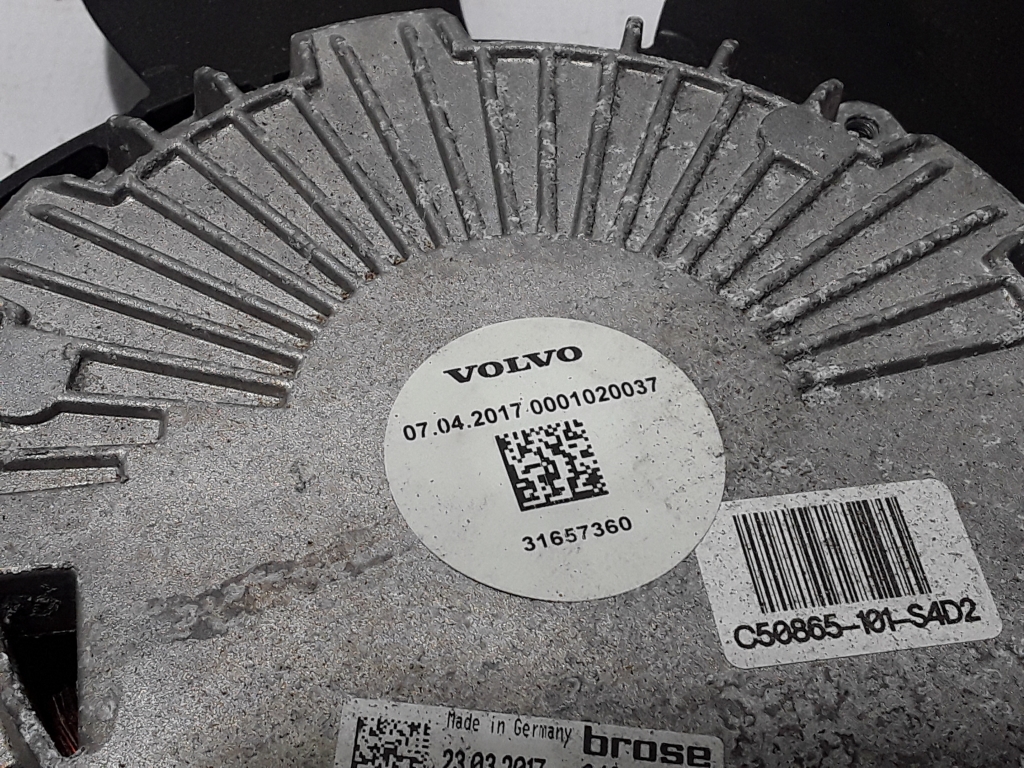 Used VOLVO XC60 Cooling fan 31657360