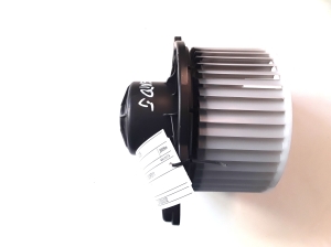  Cabin shoulder motor 