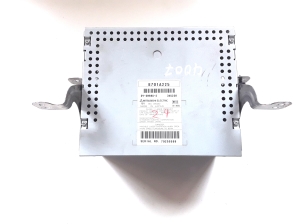 Peugeot 4007 (2007–2012) Radio (head unit) 8701A225 - 2