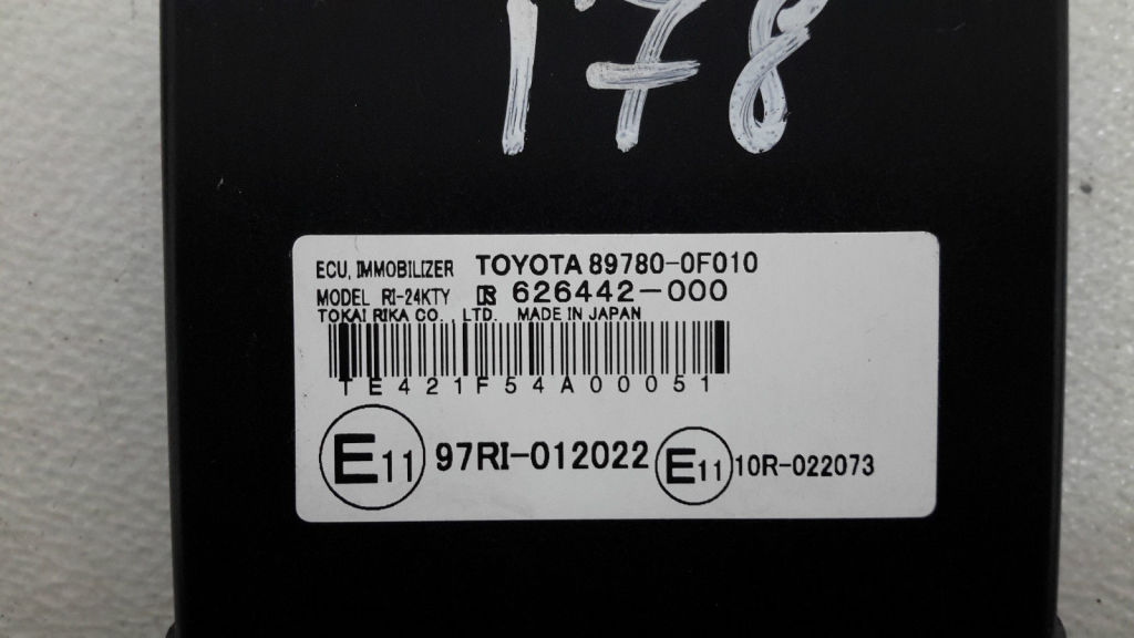 TOYOTA Corolla Verso 1 generation (2001-2009) Engine ECU Set 896610F010 20976286