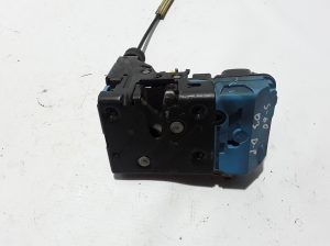 VOLVO S60 I (2000–2009) Front door lock 30634616 - 4