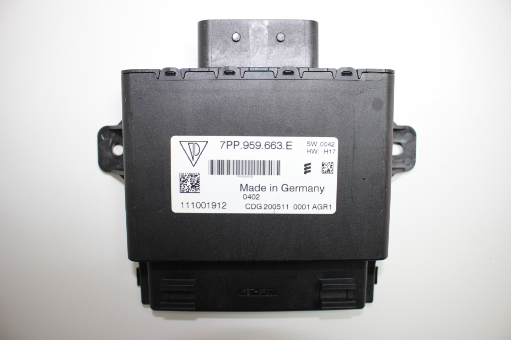 VOLKSWAGEN Touareg 2 generation (2010-2018) Other Control Units 7PP959663E 21914786
