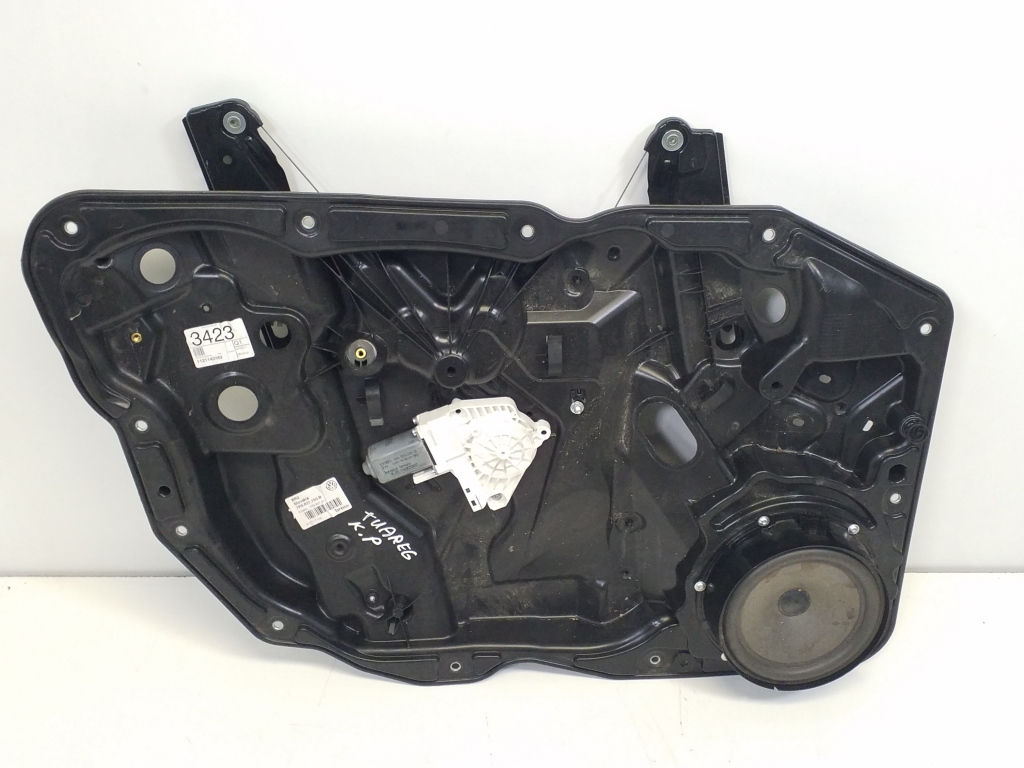 VOLKSWAGEN Touareg 2 generation (2010-2018) Стеклоподъемник передней левой двери 7P6837755B 21914741