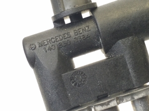Mercedes Benz S-Class 221 (2005–2013) Sonstiges Teil des Scheibenwaschbehälters A1408300384 - 3