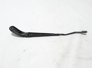  Windshield wiper blade 