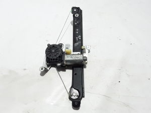 VOLVO S60 I (2000–2009) Aizmugurējo durvju logu pacēlājs 31253719 - 3