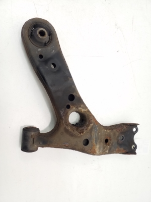 TOYOTA Verso (2009–2017) Querlenker vorne 480680F030 - 2