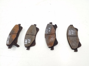   Bremsbeläge vorne  - 044650F010 