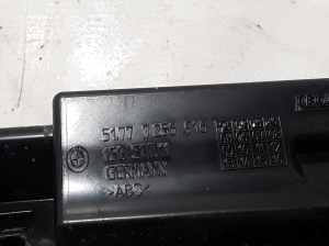 BMW 3 SERIES F30 (2011–2018) Välise aknalaua klamber 7256916 - 3