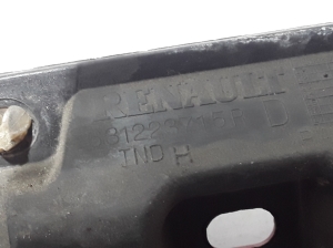 RENAULT Scenic (2009–2015) Front fender bracket 631223715R - 2