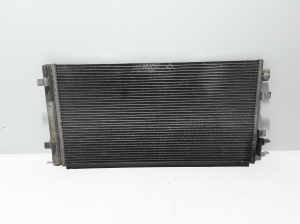   Air conditioning radiator 