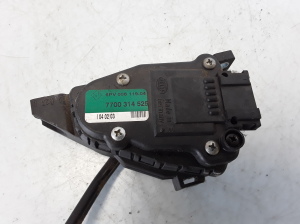 Opel Movano A (1998–2010) Akseleratora pedālis 7700314525 - 3