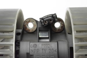 BMW 3 SERIES E93 (2004–2013) Heater blower motor - 2