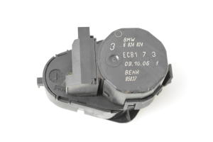 Heater flap actuator - 6934824
