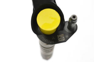  Fuel injector 