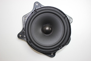   Rear side door speaker 