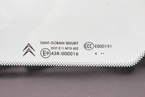 Citroen C4 Picasso (2007–2013) Front body quarter glass - 3