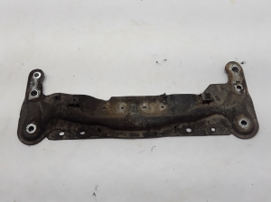 RENAULT Kangoo (2008–2020) Esimese põiktala osa radiaatorite all 8200880148 - 2