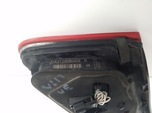Mercedes Benz E-Class W212 (2009–2015) Tagatuli tagaluugil A2128200864 - 2