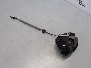 VOLVO S60 II (2010–2018) Rear side door lock 31301742 - 3